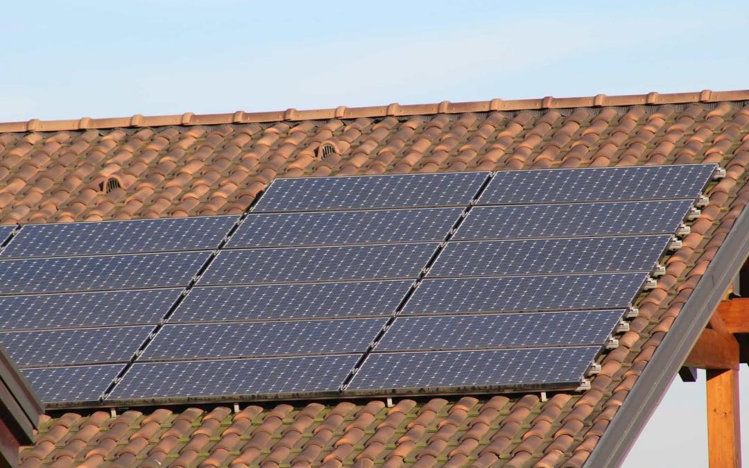 Things to Consider When Adding Solar Panels to Your Roof